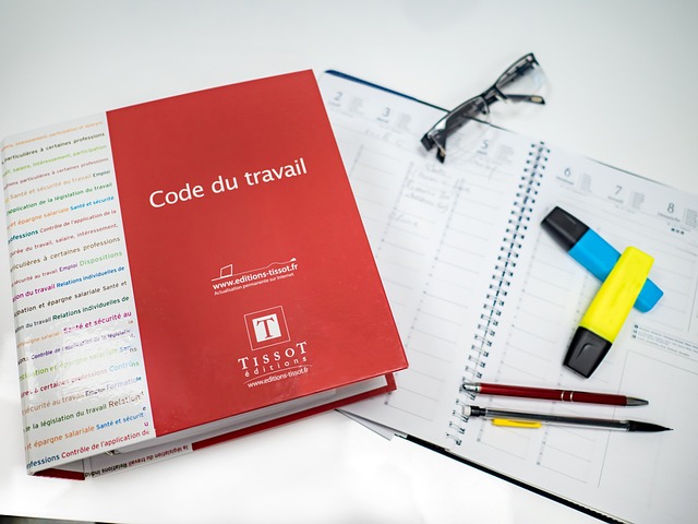 Quelques astuces pour économiser lorsque vous embauchez un avocat