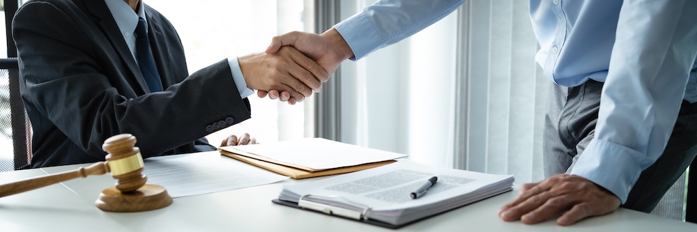 L'importance de la raison sociale dans la régulation des entreprises à responsabilité limitée