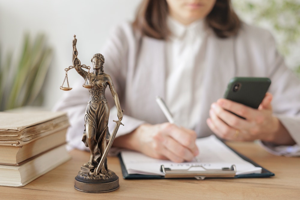 Liquidation judiciaire : comprendre les enjeux et les étapes pour les entreprises en difficulté