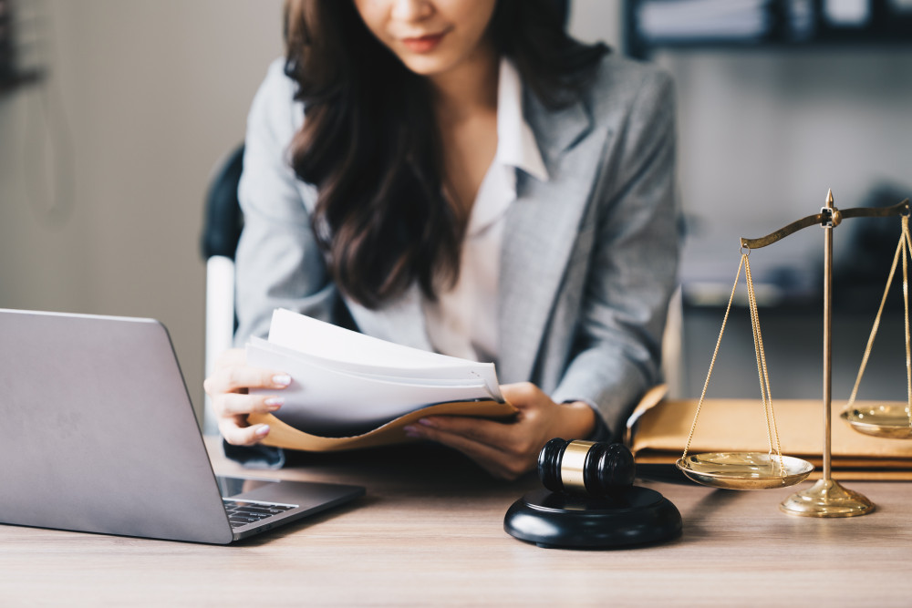 Le Cabinet juridique et l'avocat: acteurs clés de la défense de vos droits