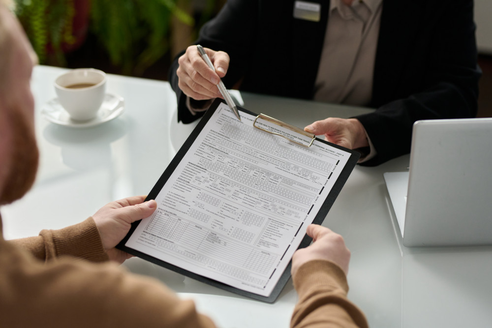 Les obligations légales relatives aux assurances professionnelles : ce que vous devez savoir