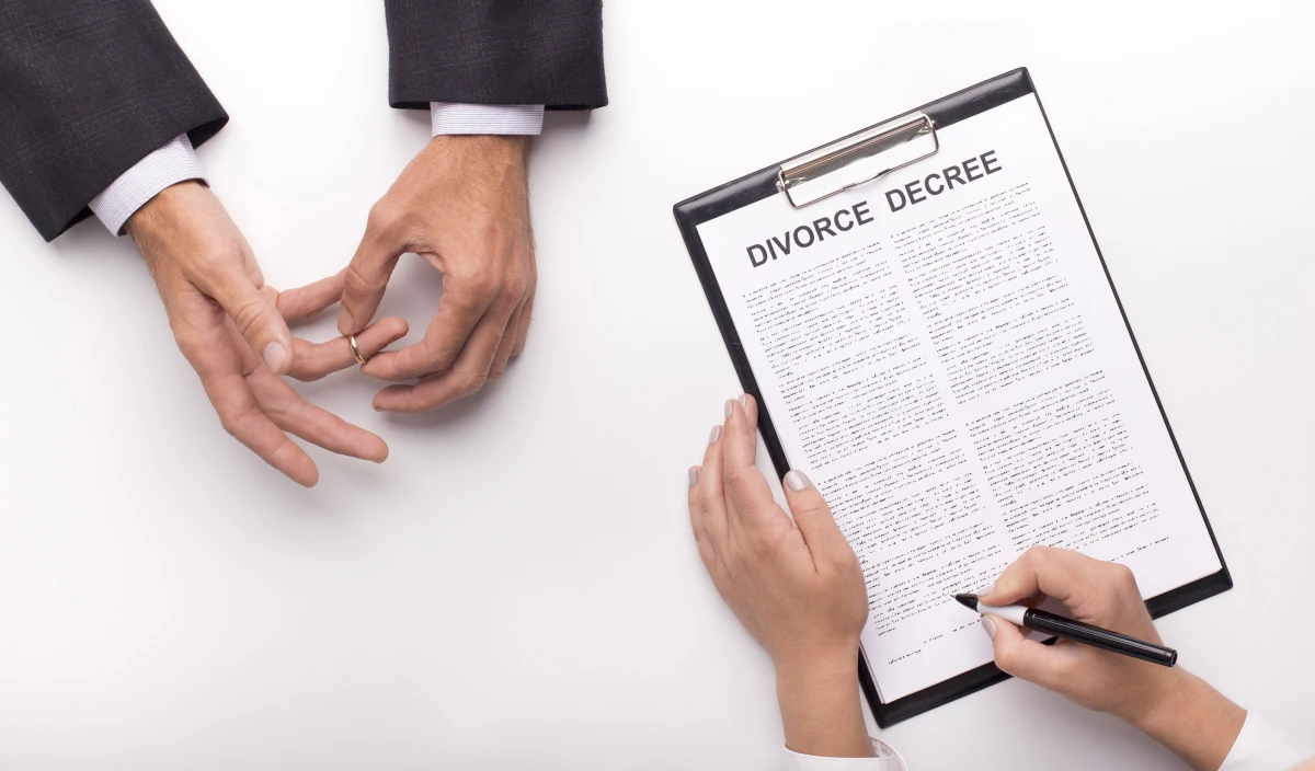 Divorce et comptes bancaires : Guide expert pour un partage équitable